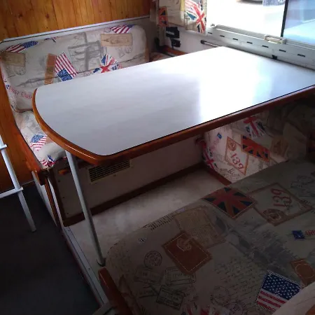 Camping Car * Cournonterral
